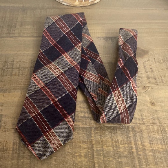 Loft & Brownstone Other - Loft and Brownstone Maroon Black and Rust Plaid Tie